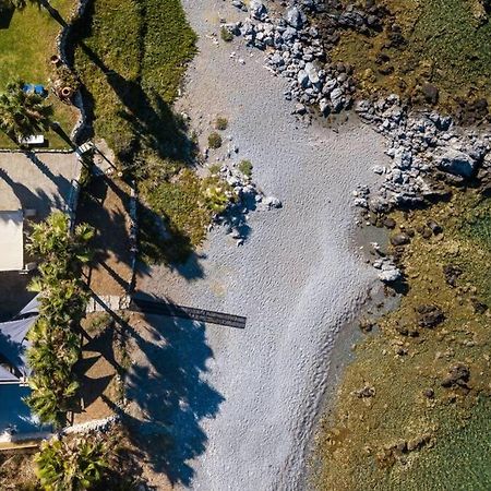 Petres  Villa Proto Helidoni - A Cozy Beachfront Villa מראה חיצוני תמונה
