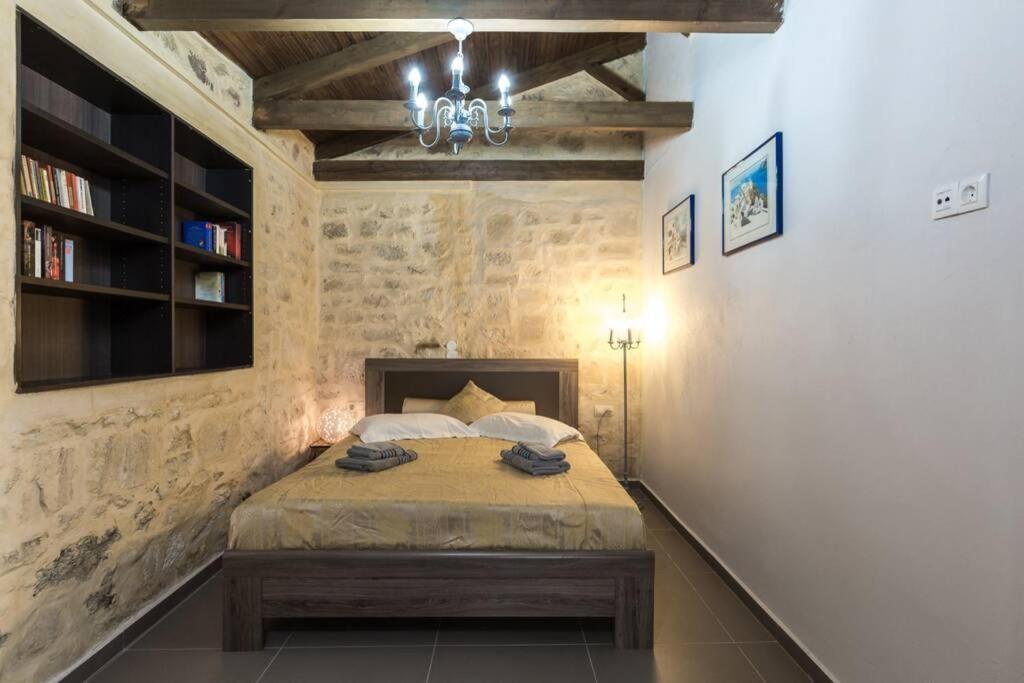 Petres  Villa Proto Helidoni - A Cozy Beachfront Villa מראה חיצוני תמונה